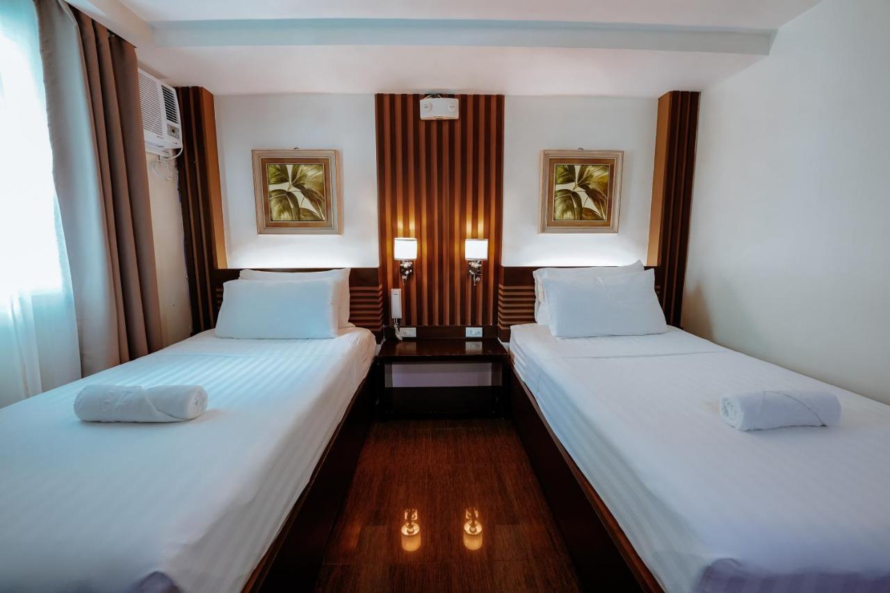 Emerald Boutique Hotel Legazpi Exterior photo