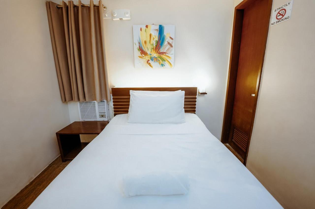 Emerald Boutique Hotel Legazpi Exterior photo